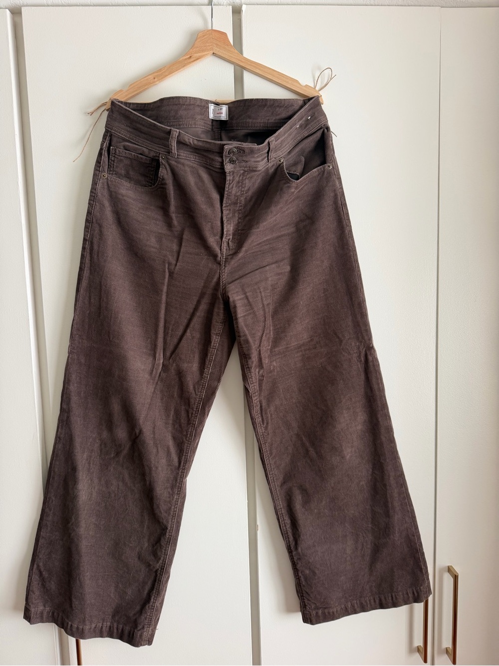 Gap Women’s Brown Wide-Leg Corduroy Pants